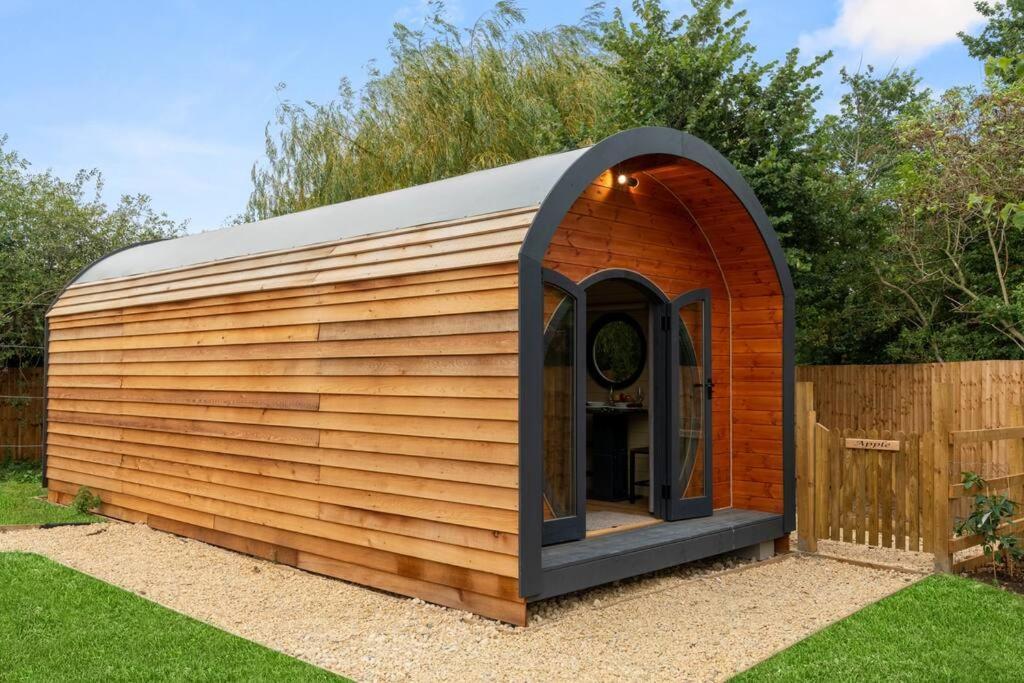 Villa Apple - Luxury Cabin In The Cotswolds Alderton  Exterior foto